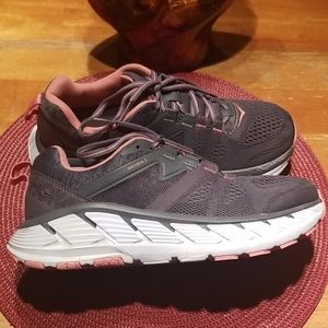 Hoka One Gaviota 2. Size 8